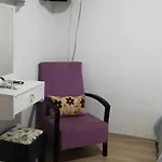 بيت ضيافة Goekmavi 3*