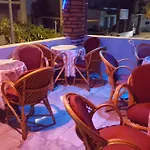 بيت ضيافة Goekmavi