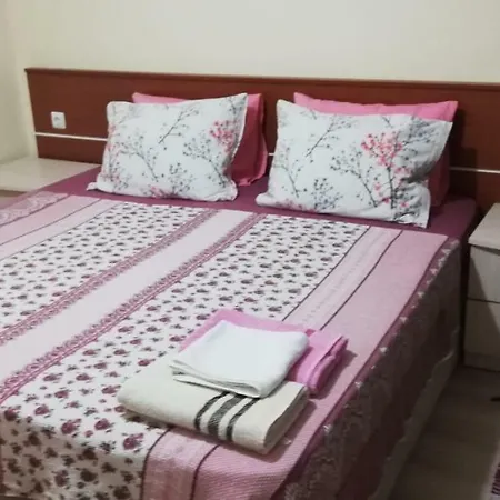 Guest house Goekmavi
