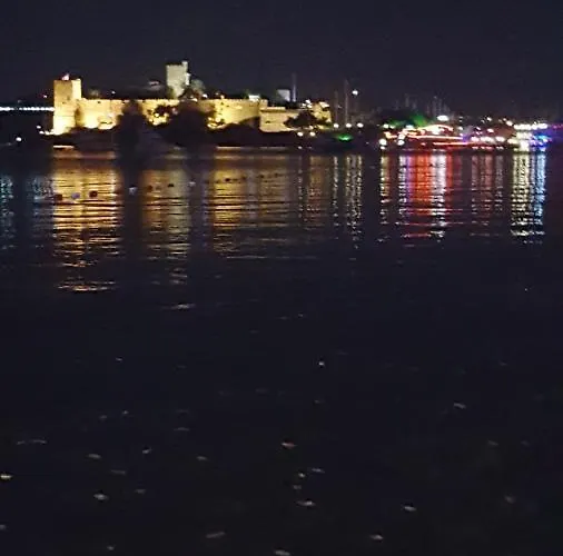 Goekmavi Πανσιόν