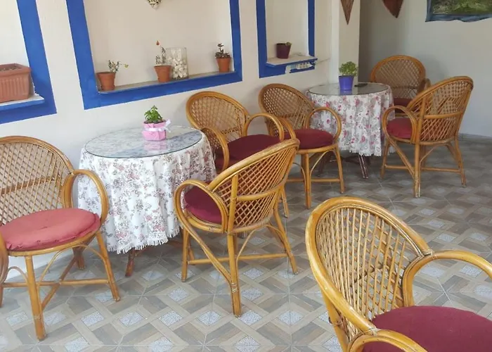 Goekmavi Guest house