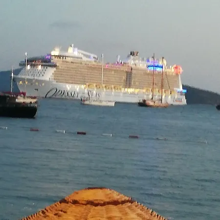 Goekmavi Pensión Bodrum